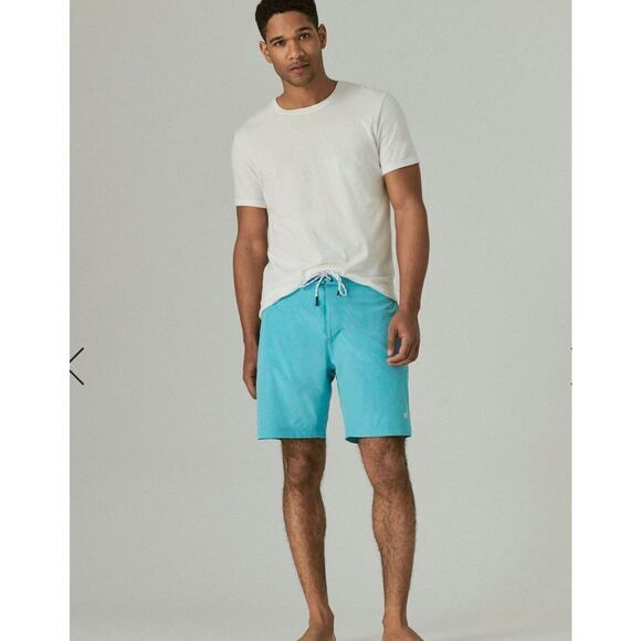 Lucky brand Board shorts - Picture 2 of 9
